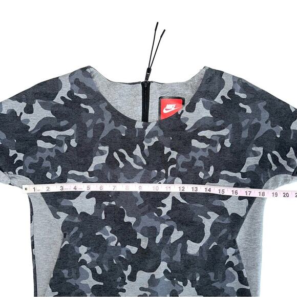 Nike Tech Cropped Carbon Heather Black Camo Crewneck Sweatshirt Size Small - Picture 14 of 16
